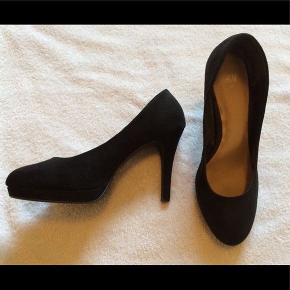 Black Platform Heels - Picture 1 of 8